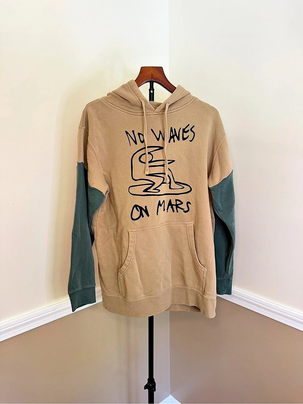 The Drift Collective No Waves on Mars Hoodie Brown & grey